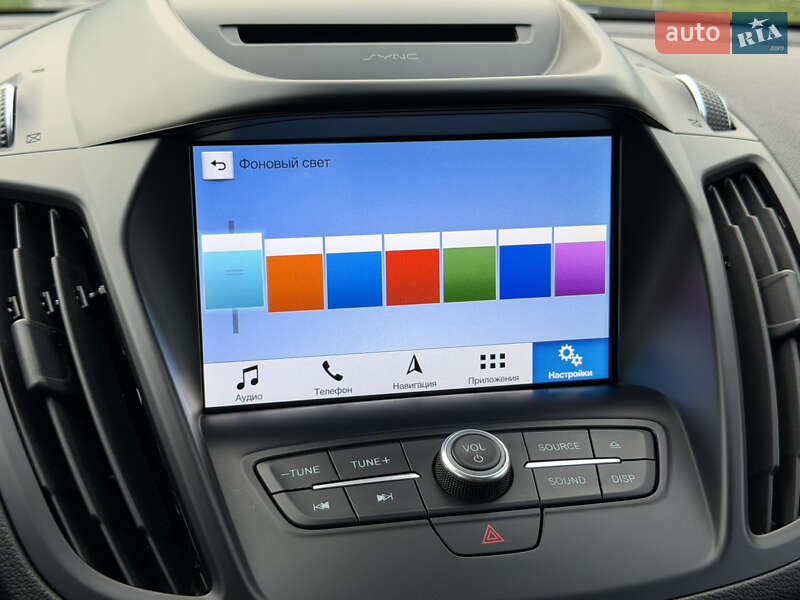 Позашляховик / Кросовер Ford Kuga 2019 в Ужгороді