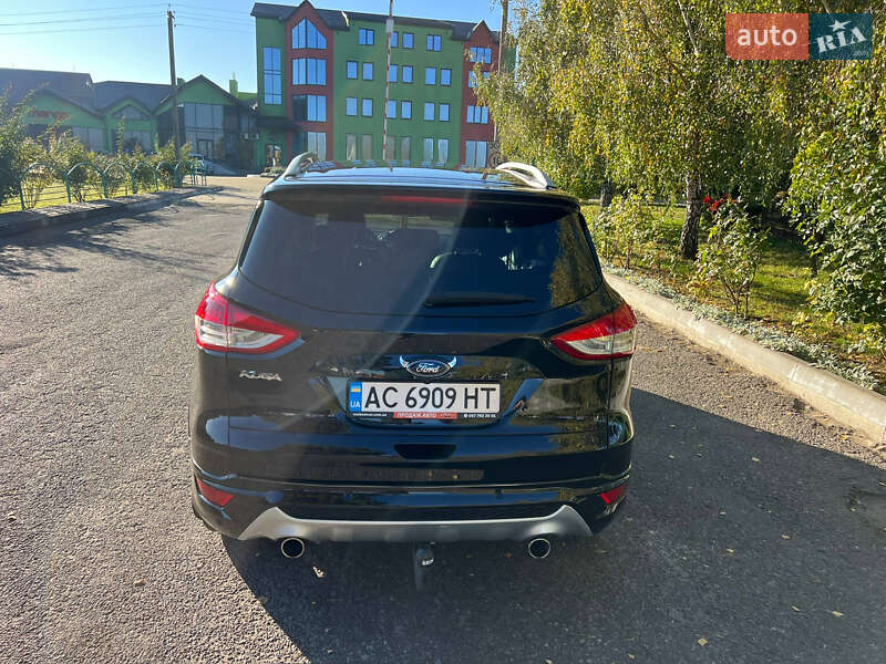 Позашляховик / Кросовер Ford Kuga 2014 в Києві