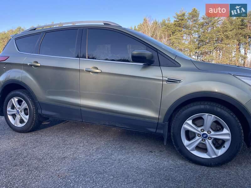 Внедорожник / Кроссовер Ford Kuga 2013 в Любомле фото 5 Внедорожник / Кроссовер Ford Kuga 2013 в Любомле