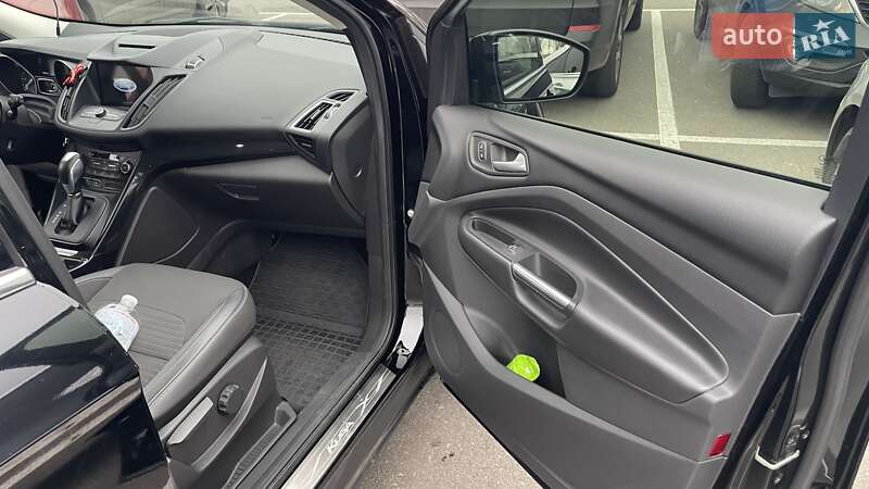 Позашляховик / Кросовер Ford Kuga 2019 в Києві фото 10 Позашляховик / Кросовер Ford Kuga 2019 в Києві