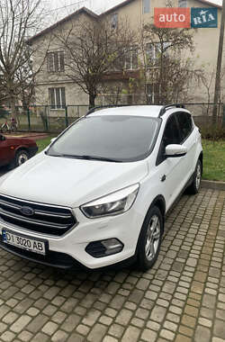 Позашляховик / Кросовер Ford Kuga 2017 в Львові