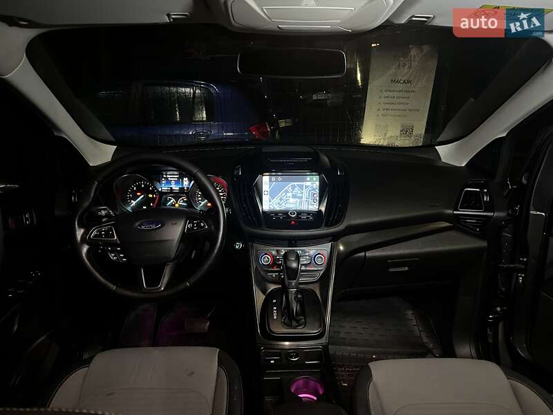 Внедорожник / Кроссовер Ford Kuga 2016 в Киеве