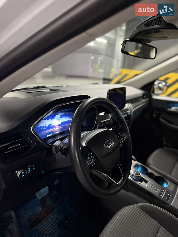 Позашляховик / Кросовер Ford Kuga 2020 в Івано-Франківську фото 12 Позашляховик / Кросовер Ford Kuga 2020 в Івано-Франківську