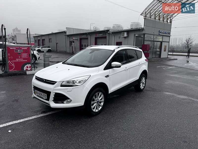 Внедорожник / Кроссовер Ford Kuga 2015 в Киеве