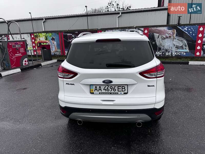 Внедорожник / Кроссовер Ford Kuga 2015 в Киеве