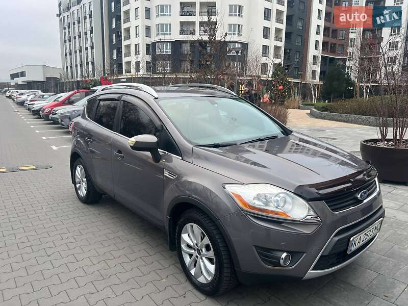 Ford Kuga 2011