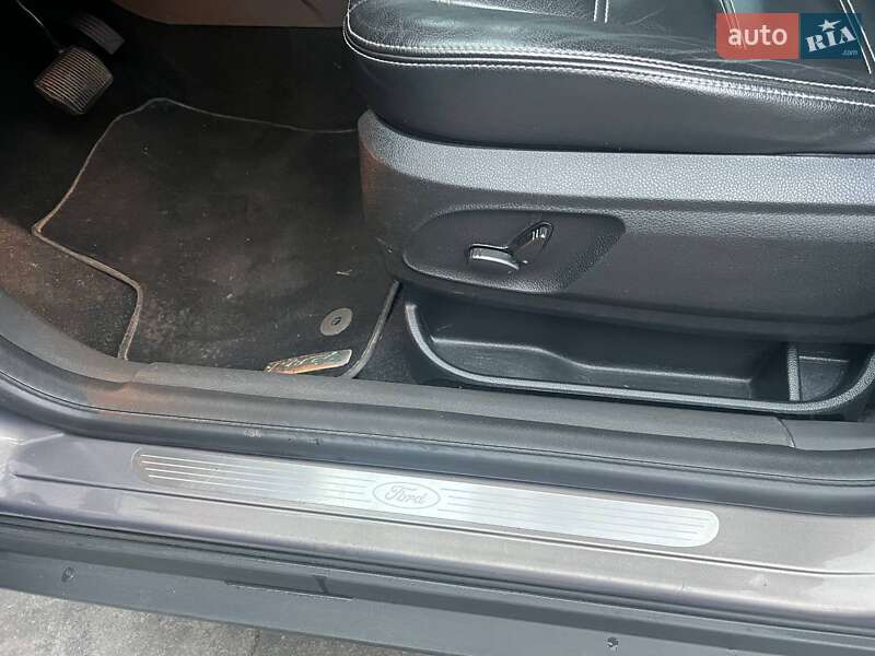 Внедорожник / Кроссовер Ford Kuga 2011 в Ирпене фото 8 Внедорожник / Кроссовер Ford Kuga 2011 в Ирпене