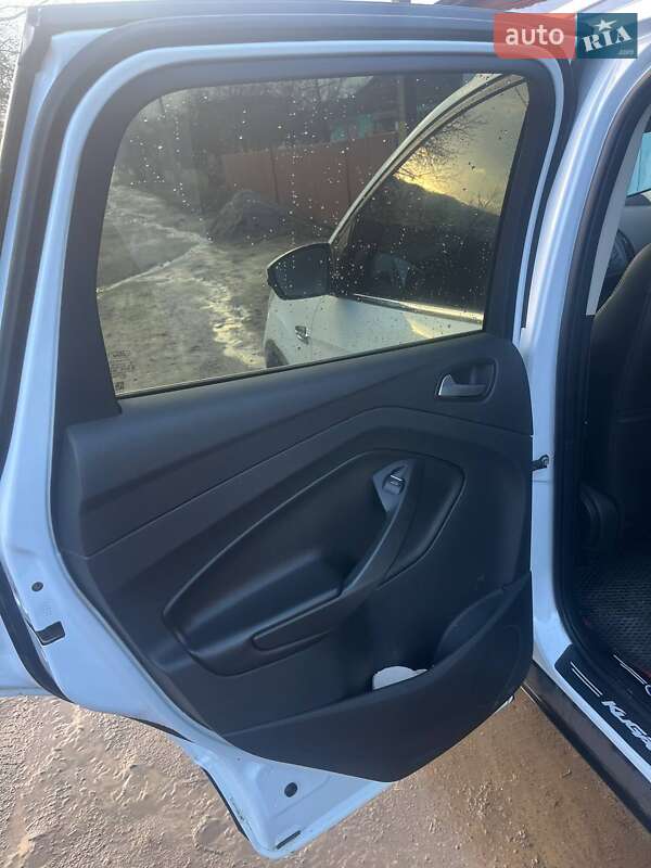 Внедорожник / Кроссовер Ford Kuga 2013 в Вапнярке фото 3 Внедорожник / Кроссовер Ford Kuga 2013 в Вапнярке