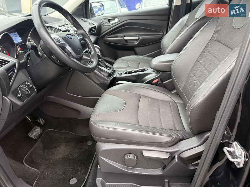 Позашляховик / Кросовер Ford Kuga 2015 в Рівному