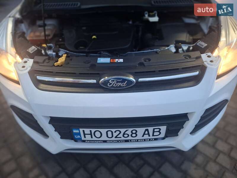 Внедорожник / Кроссовер Ford Kuga 2014 в Тернополе