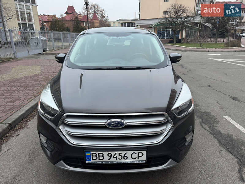 Ford Kuga 2016