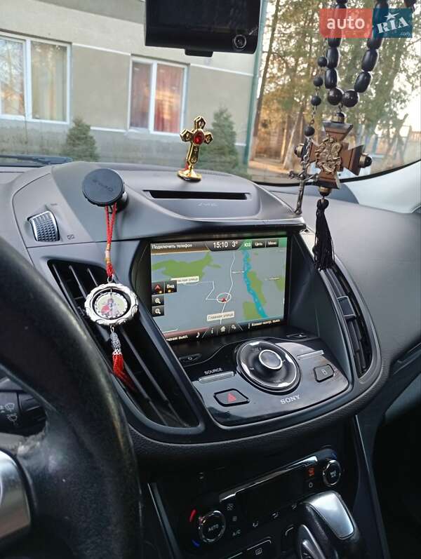 Внедорожник / Кроссовер Ford Kuga 2016 в Черновцах