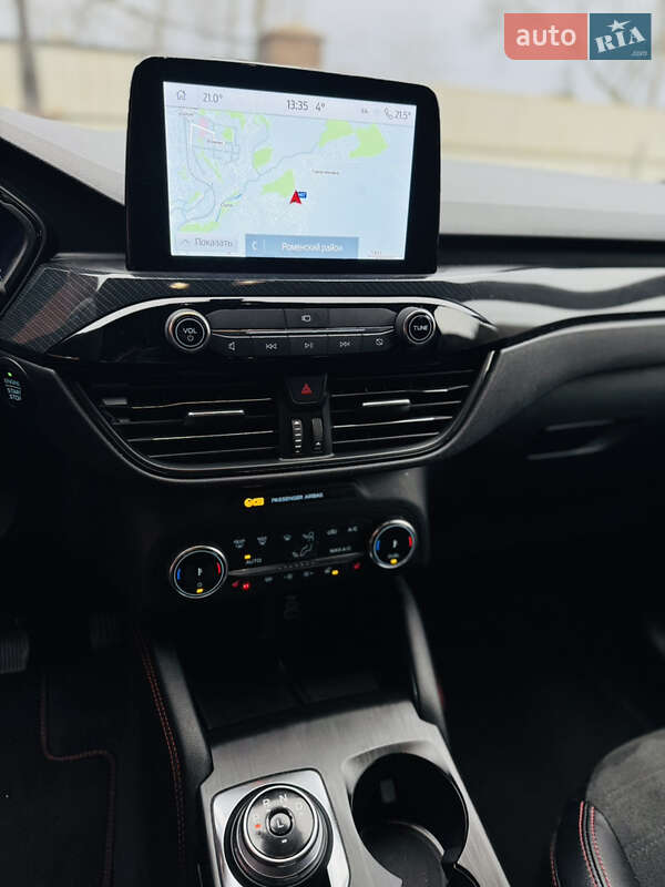 Позашляховик / Кросовер Ford Kuga 2023 в Лохвиці