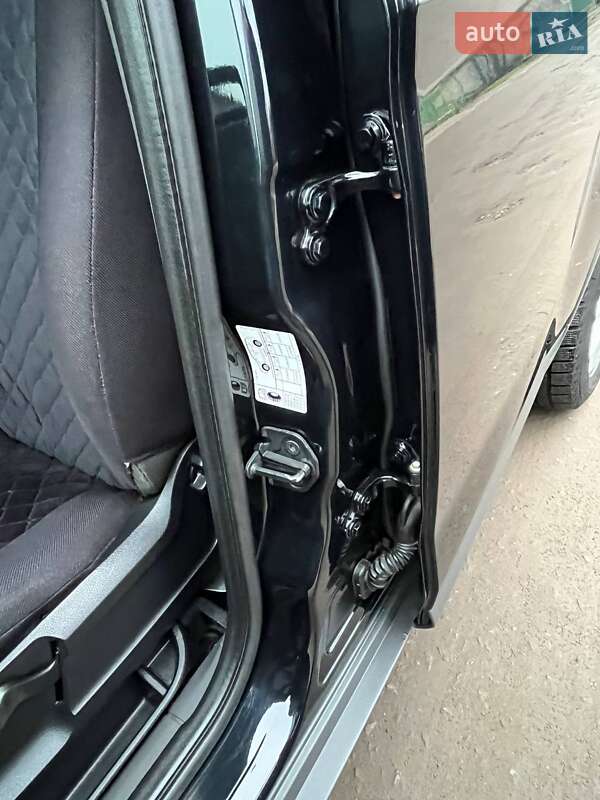 Позашляховик / Кросовер Ford Kuga 2011 в Первомайську