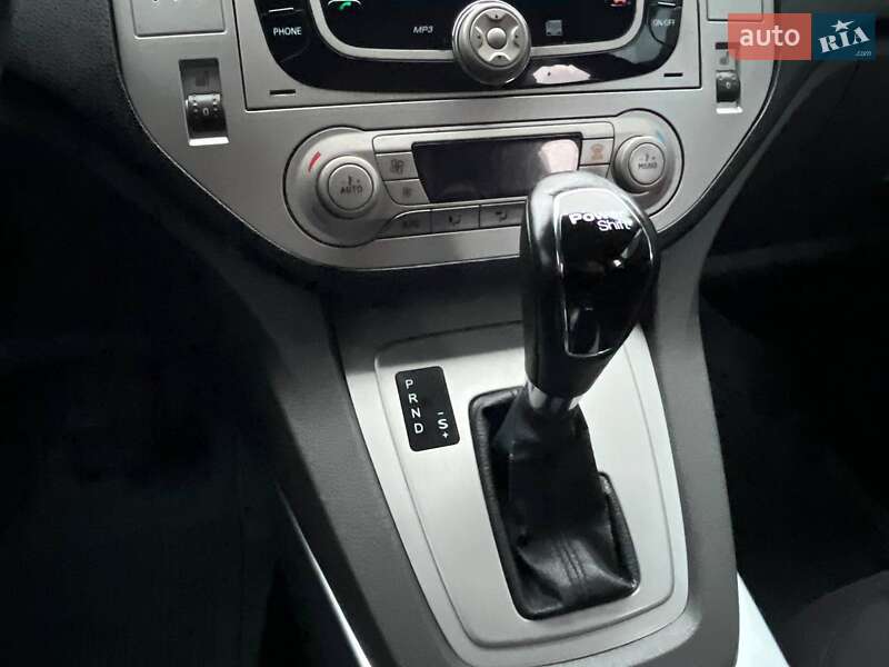 Позашляховик / Кросовер Ford Kuga 2011 в Первомайську