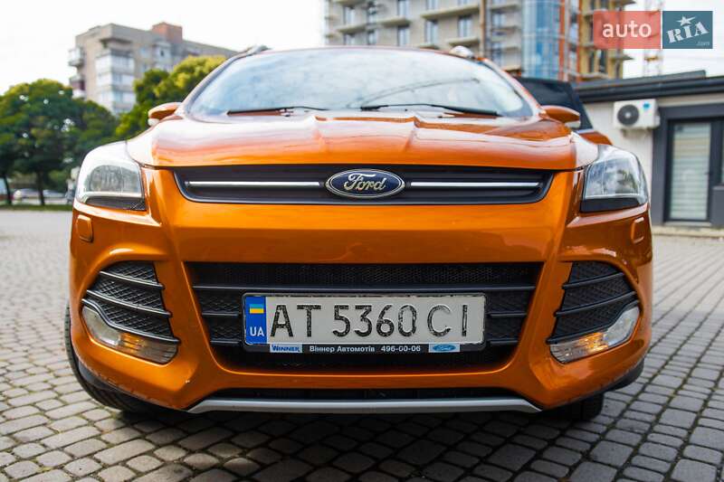 Позашляховик / Кросовер Ford Kuga 2015 в Івано-Франківську