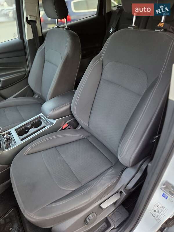 Внедорожник / Кроссовер Ford Kuga 2017 в Полтаве