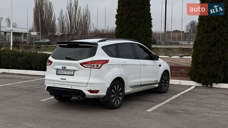 Внедорожник / Кроссовер Ford Kuga 2015 в Кропивницком