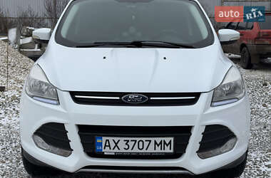 Внедорожник / Кроссовер Ford Kuga 2015 в Тернополе