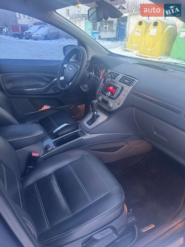 Внедорожник / Кроссовер Ford Kuga 2011 в Киеве фото 6 Внедорожник / Кроссовер Ford Kuga 2011 в Киеве