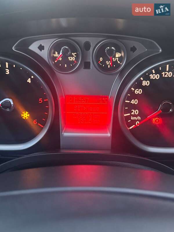 Внедорожник / Кроссовер Ford Kuga 2011 в Киеве фото 7 Внедорожник / Кроссовер Ford Kuga 2011 в Киеве