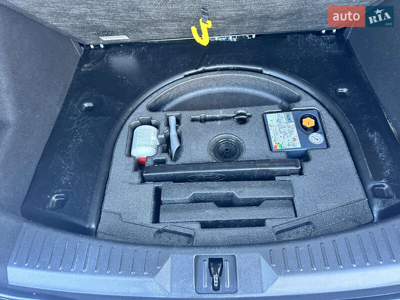 Позашляховик / Кросовер Ford Kuga 2014 в Житомирі фото 14 Позашляховик / Кросовер Ford Kuga 2014 в Житомирі