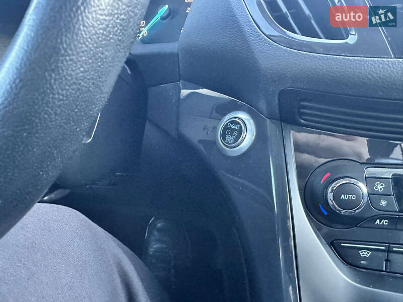 Позашляховик / Кросовер Ford Kuga 2014 в Житомирі фото 40 Позашляховик / Кросовер Ford Kuga 2014 в Житомирі