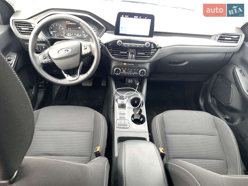 Позашляховик / Кросовер Ford Kuga 2023 в Харкові