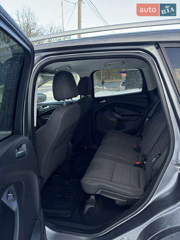 Позашляховик / Кросовер Ford Kuga 2013 в Тернополі