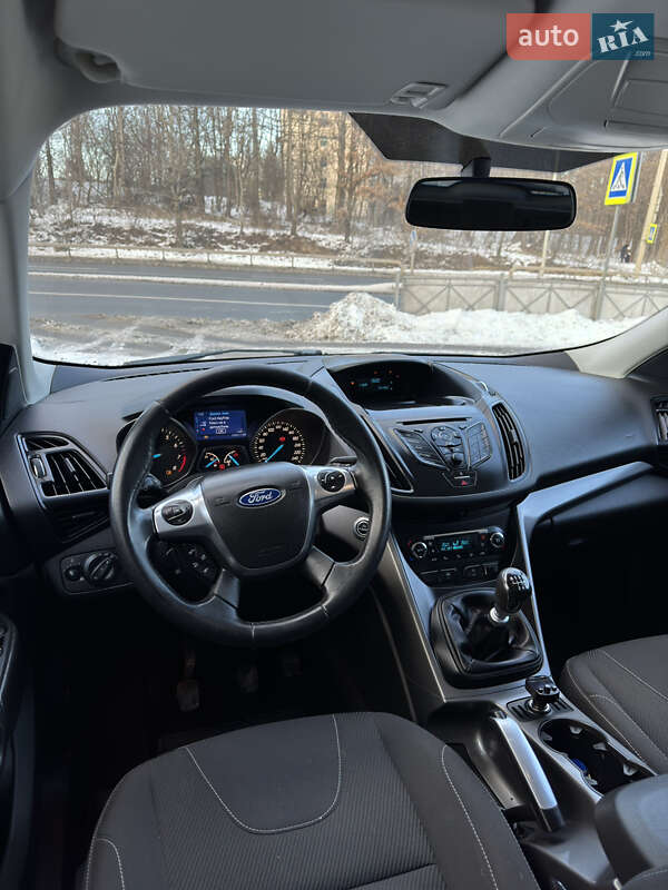Позашляховик / Кросовер Ford Kuga 2013 в Тернополі