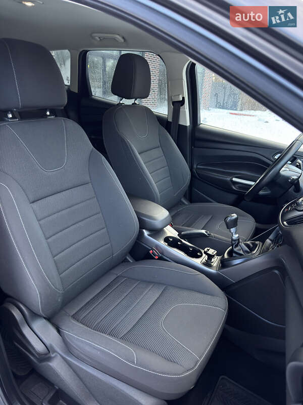 Позашляховик / Кросовер Ford Kuga 2013 в Тернополі