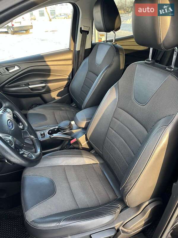 Внедорожник / Кроссовер Ford Kuga 2013 в Житомире