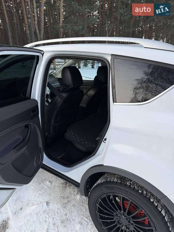 Позашляховик / Кросовер Ford Kuga 2011 в Богуславі