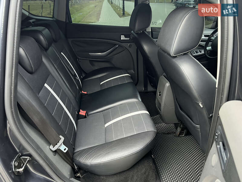 Внедорожник / Кроссовер Ford Kuga 2009 в Сваляве фото 37 Внедорожник / Кроссовер Ford Kuga 2009 в Сваляве