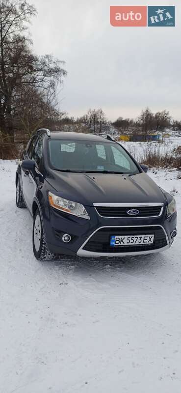 Внедорожник / Кроссовер Ford Kuga 2011 в Киеве фото Внедорожник / Кроссовер Ford Kuga 2011 в Киеве