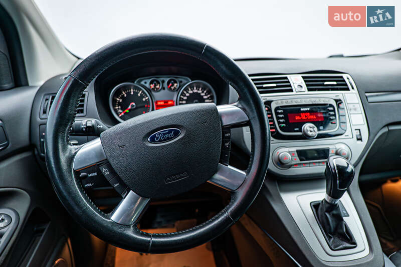 Внедорожник / Кроссовер Ford Kuga 2010 в Киеве