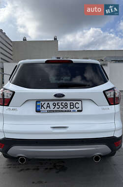 Внедорожник / Кроссовер Ford Kuga 2019 в Львове
