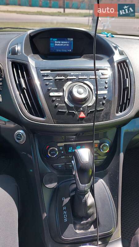 Внедорожник / Кроссовер Ford Kuga 2013 в Харькове