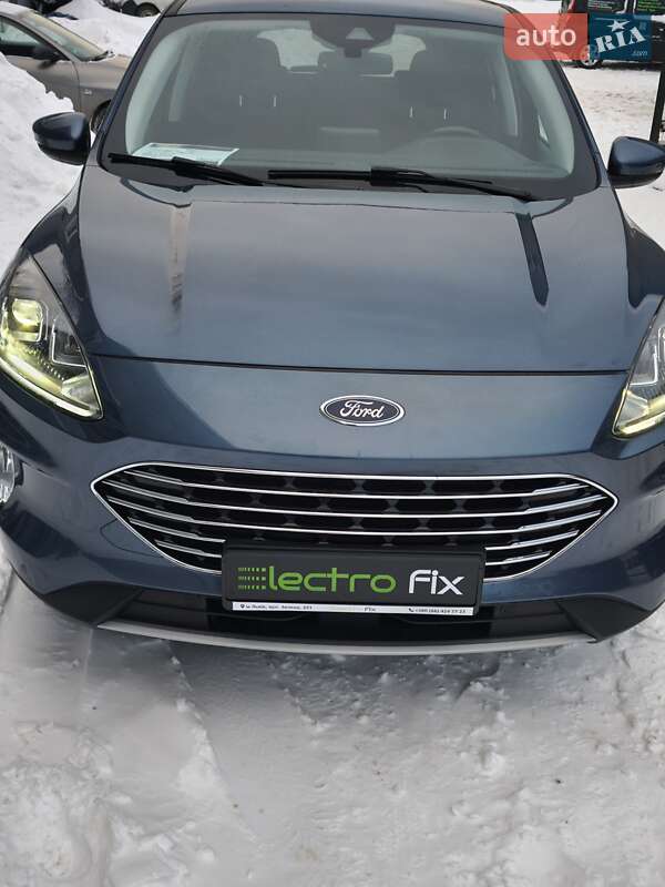 Внедорожник / Кроссовер Ford Kuga 2020 в Львове