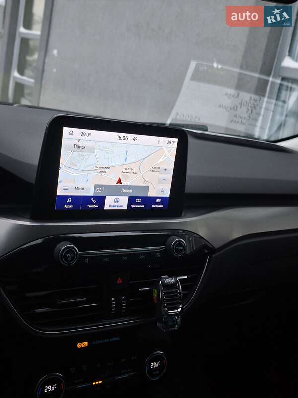 Внедорожник / Кроссовер Ford Kuga 2020 в Львове