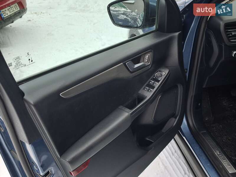 Внедорожник / Кроссовер Ford Kuga 2020 в Львове