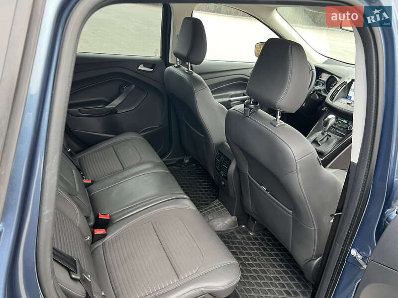 Внедорожник / Кроссовер Ford Kuga 2019 в Днепре