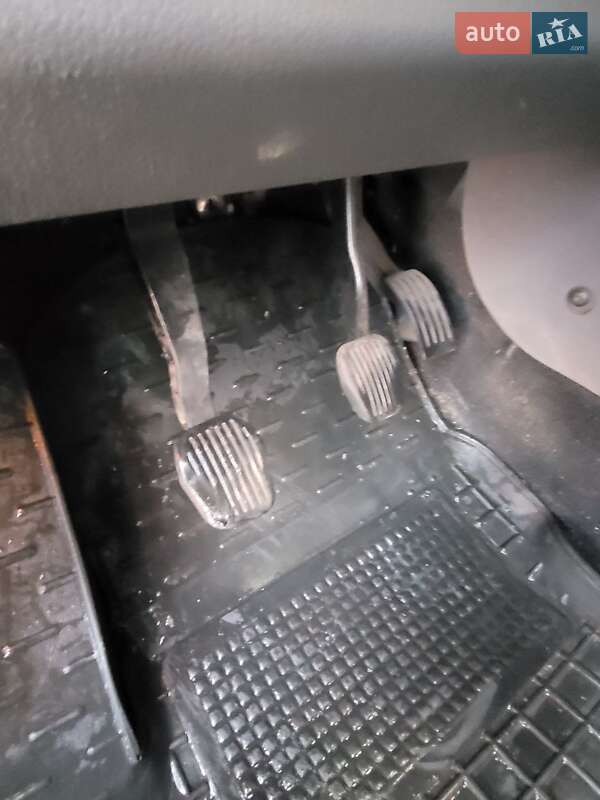 Позашляховик / Кросовер Ford Kuga 2011 в Києві