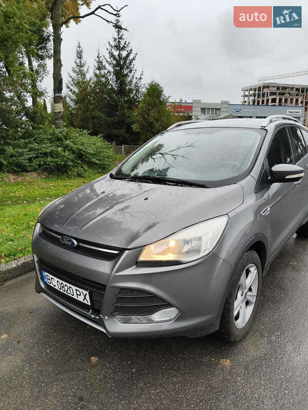 Внедорожник / Кроссовер Ford Kuga 2014 в Львове