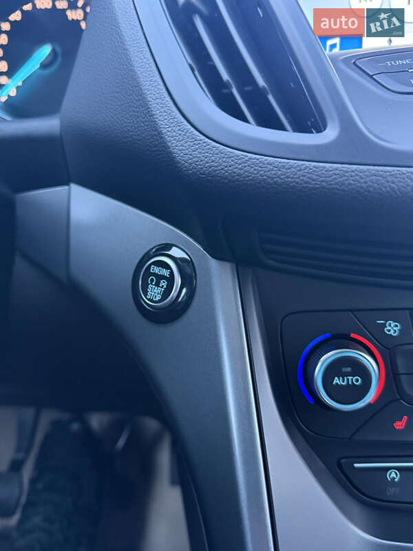 Внедорожник / Кроссовер Ford Kuga 2016 в Тульчине фото 31 Внедорожник / Кроссовер Ford Kuga 2016 в Тульчине