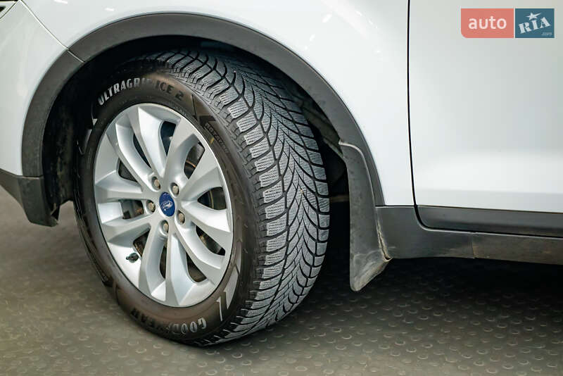 Позашляховик / Кросовер Ford Kuga 2012 в Києві фото 8 Позашляховик / Кросовер Ford Kuga 2012 в Києві