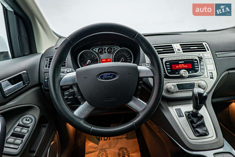 Позашляховик / Кросовер Ford Kuga 2012 в Києві фото 12 Позашляховик / Кросовер Ford Kuga 2012 в Києві