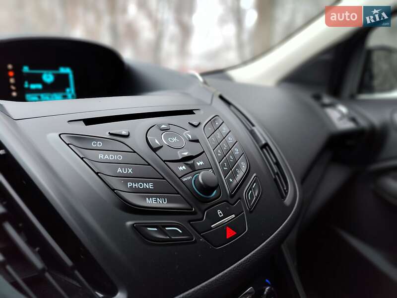 Внедорожник / Кроссовер Ford Kuga 2015 в Киеве