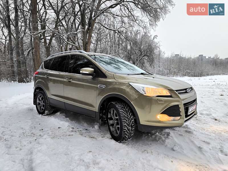 Внедорожник / Кроссовер Ford Kuga 2015 в Киеве