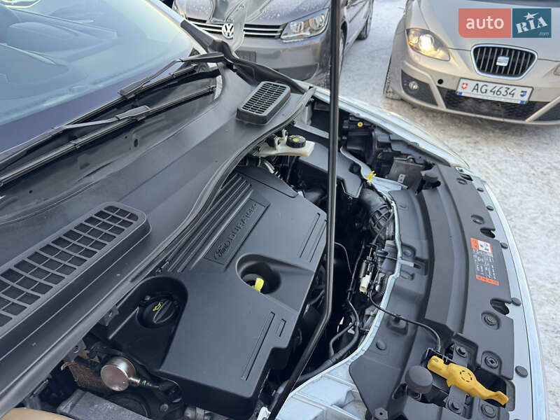 Внедорожник / Кроссовер Ford Kuga 2019 в Ровно